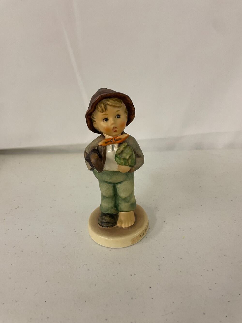 Goebel M.I. Hummel Lost Stocking #374 Hand Painted Vintage Figurine W. Germany
